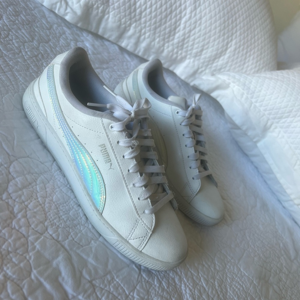 Puma Women's White Sneakers with Iridescent Stripe